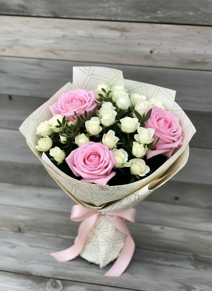 Букет цветов из: Розы в Февральск
