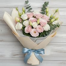 Букет цветов из:  Лизиантусы в Февральск