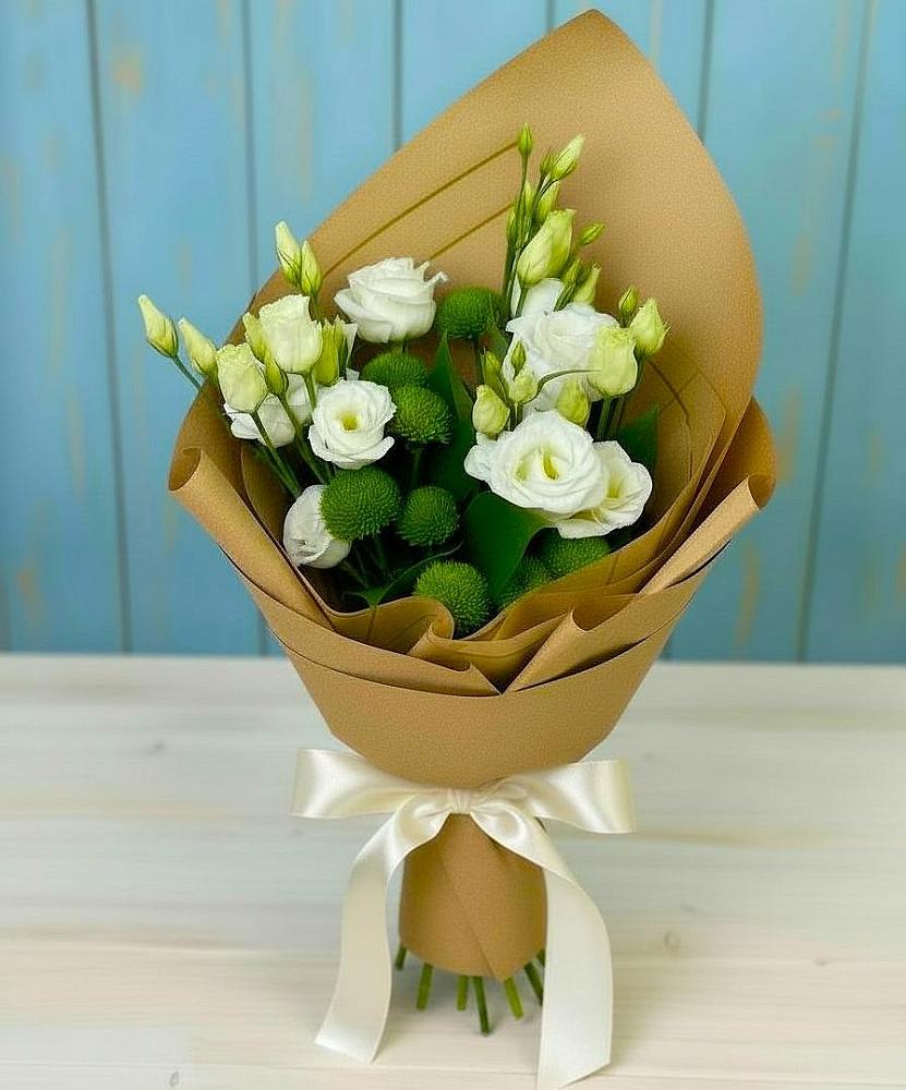 Букет цветов из: Хризантемы и Лизиантусы в Февральск