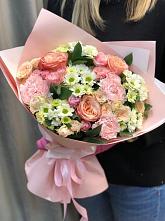Букет нежные объятья в Февральск Букет цветов из: Гвоздики, Розы и Хризантемы в Февральск