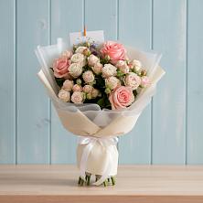 Букет цветов из:  Розы в Февральск