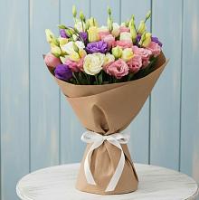 Букет цветов из:  Лизиантусы в Февральск